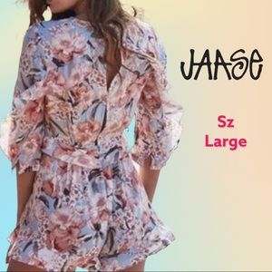 Pastel Floral Aria JAASE Ruffle Romper Size L